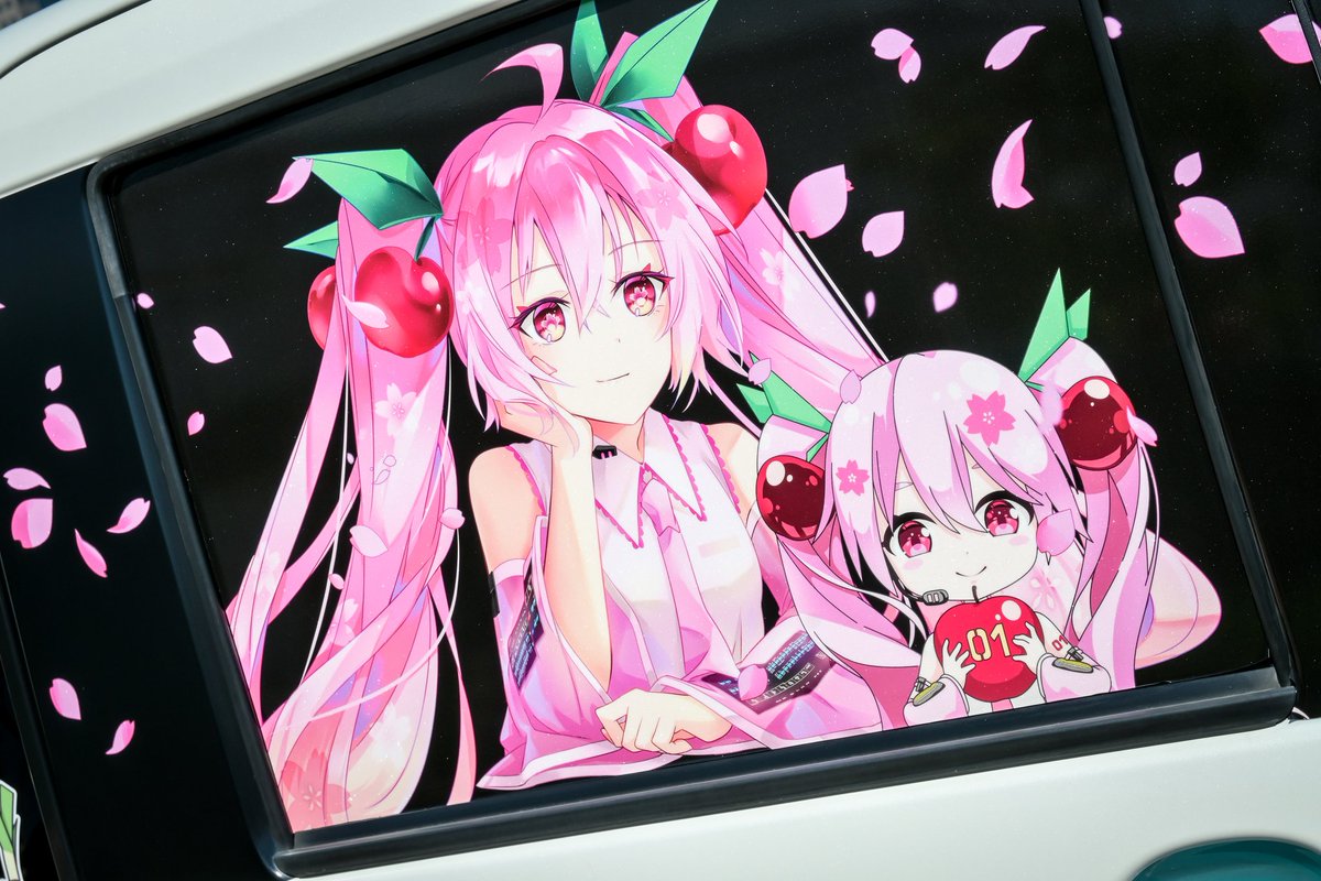撮影ありがとうございます 描き下ろしの桜ミクさん達アップで撮って
