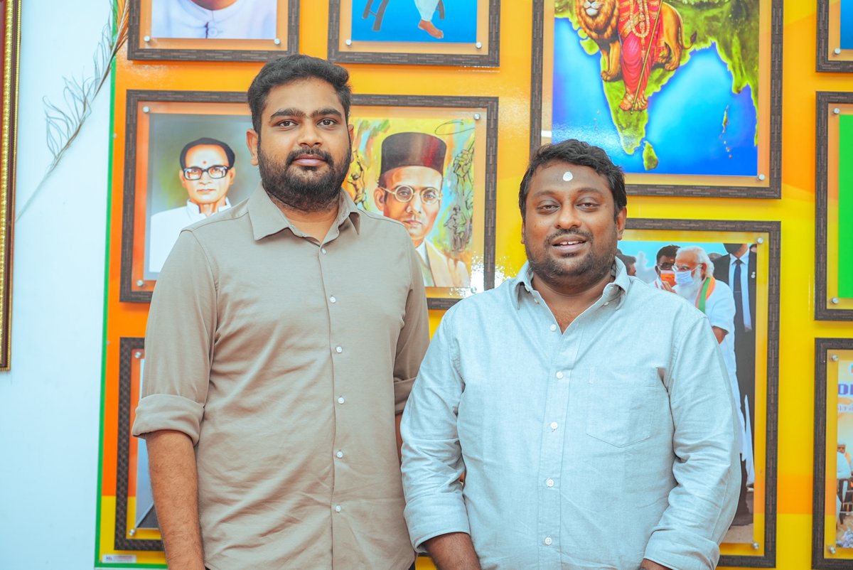 SuryahSG's tweet photo. A Wonderful meeting with party office bearers at my #Velachery Assembly constituency office.

கட்சி நிர்வாகிகளுடன் எனது #வேளச்சேரி சட்டமன்றத் தொகுதி அலுவலகத்தில் இனிமையான சந்திப்பு. https://t.co/s4Pzj6Iw9L