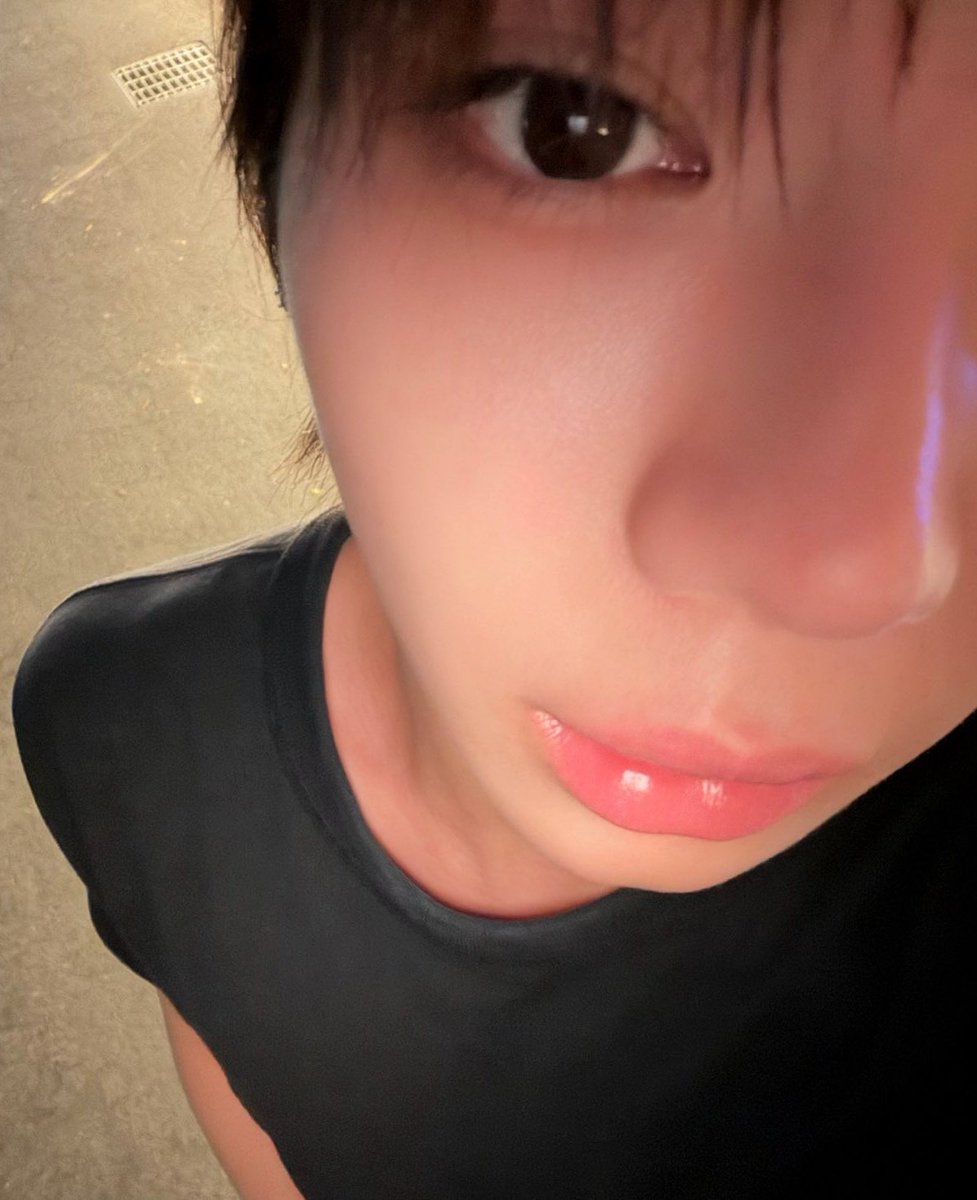 riellxrr's tweet photo. The "little beauty" https://t.co/G7GHfqmT2d