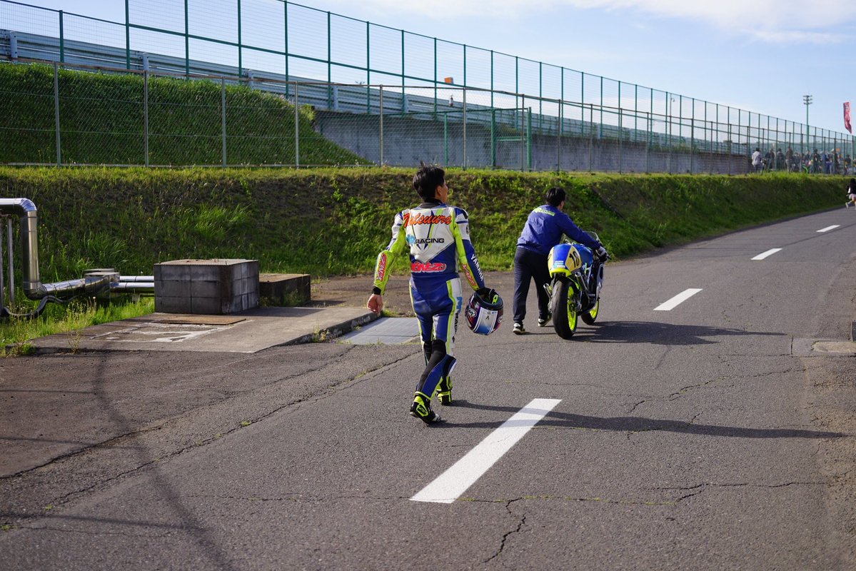 NR.Racing存続の会 代表マツウラ。 tweet media