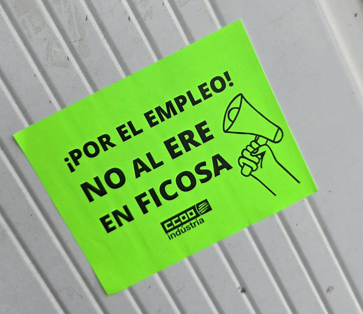 CCOOFicosa's tweet photo. ¡Por el empleo!
¡¡¡NO AL #ERE EN #FICOSA!!!
✊🏻✊🏻✊🏻✊🏻
@ccoocatalunya https://t.co/e5hy6IdNpd