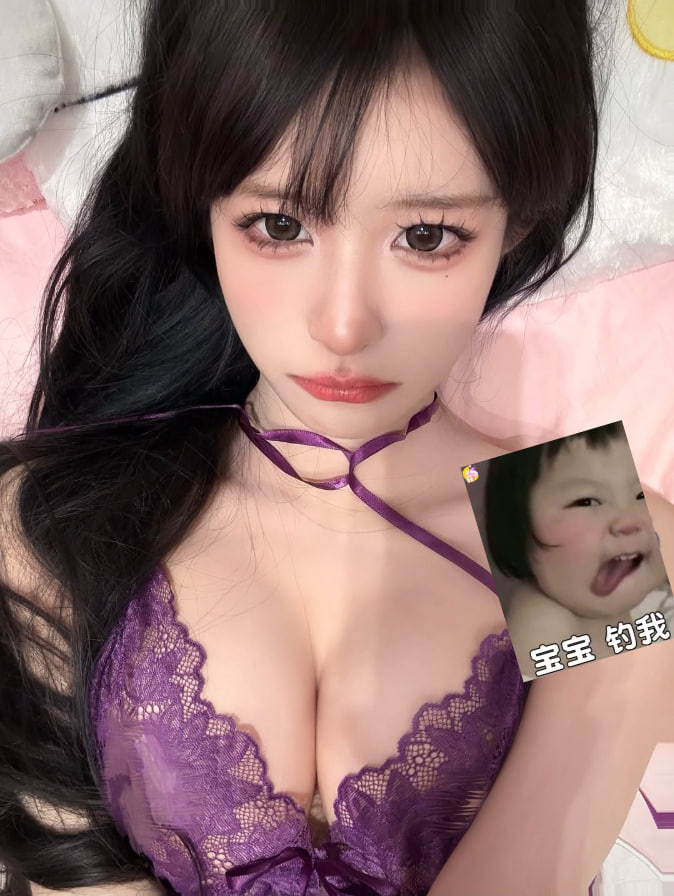 CRISTINAL22's tweet photo. 喜欢舔👅也喜欢被舔👅最好是一个骑在一个脸上互相吃😋 https://t.co/I7Ts2iwhBM