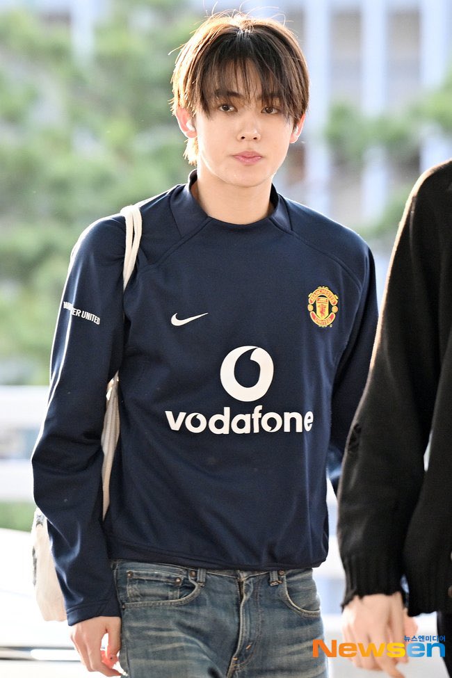 나 🍀 tweet media