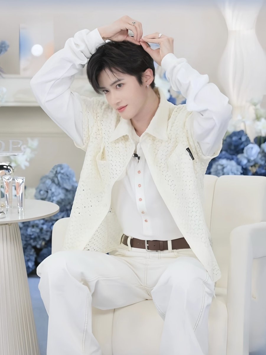 🦋มุกแดงชมอัน🗡️ VeilOfShadows on YOUKU &Netflix! tweet media
