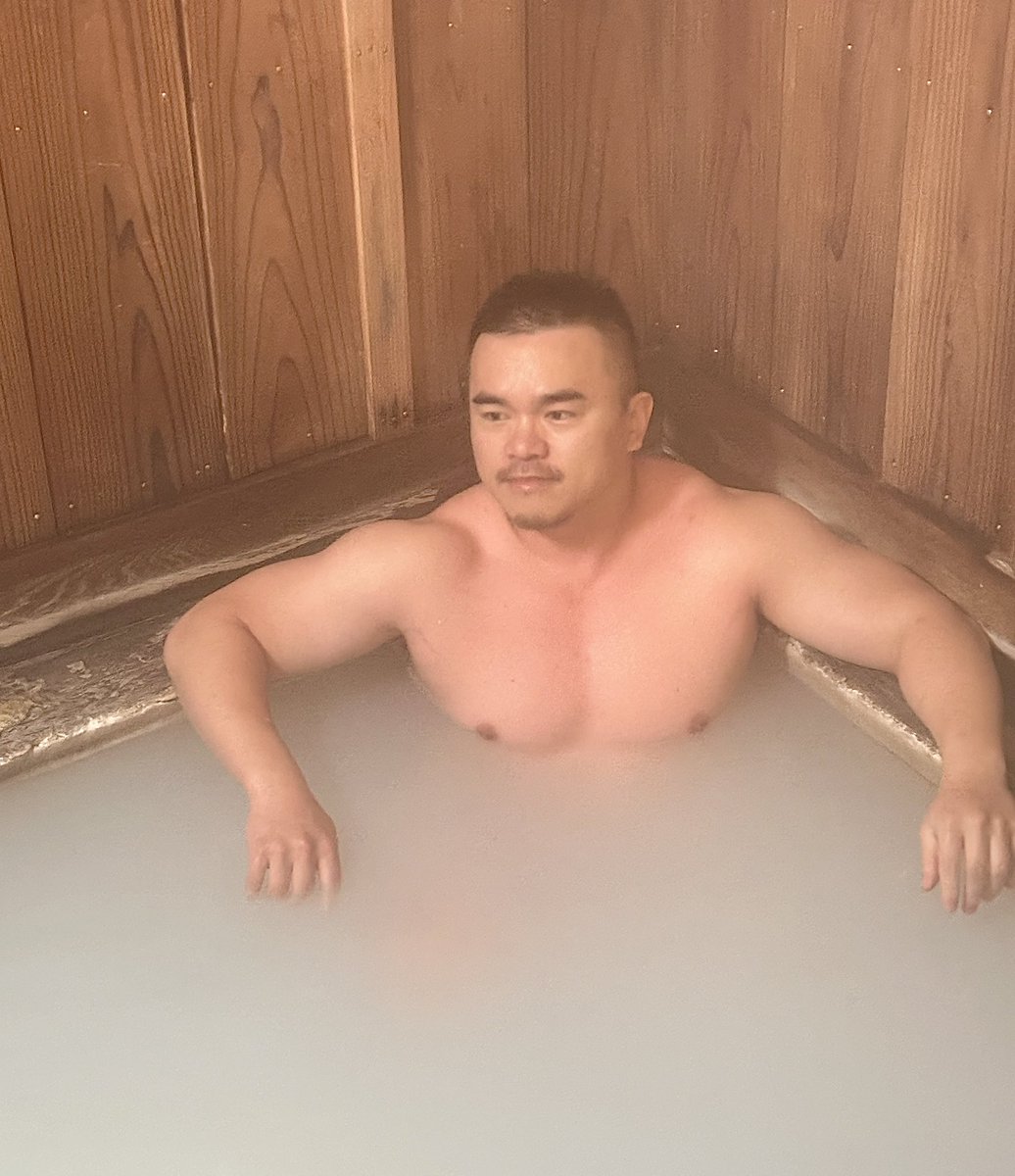 KuoYu7's tweet photo. https://t.co/emhNgIvKq4