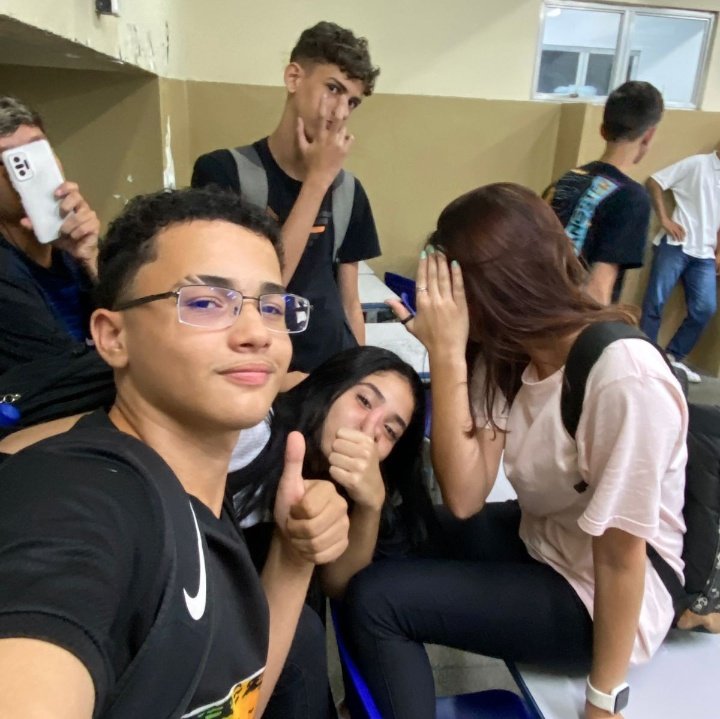 vieir4k_'s tweet photo. quando eu reclamava de estudar mas as minhas fotos eram assim https://t.co/PESqqWRPVi