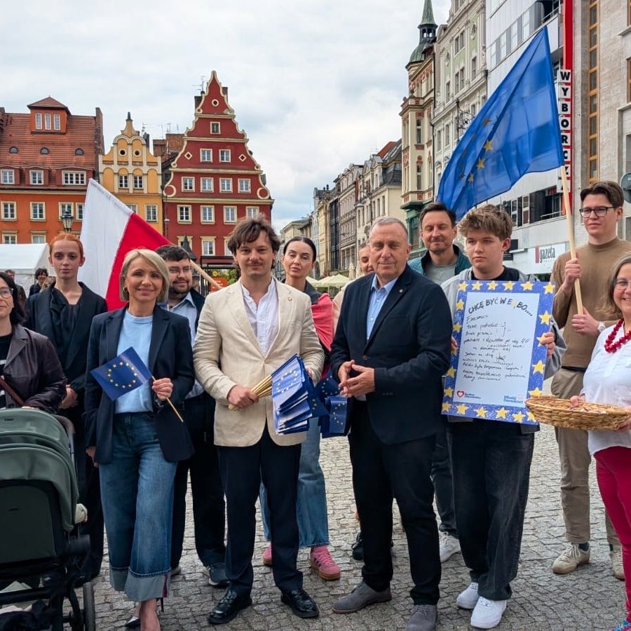 Grzegorz Schetyna tweet media
