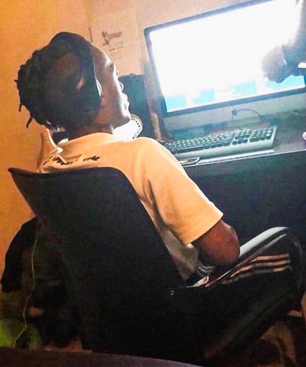 XXXTENTACION playing Fortnite, 8 years ago today (2018)