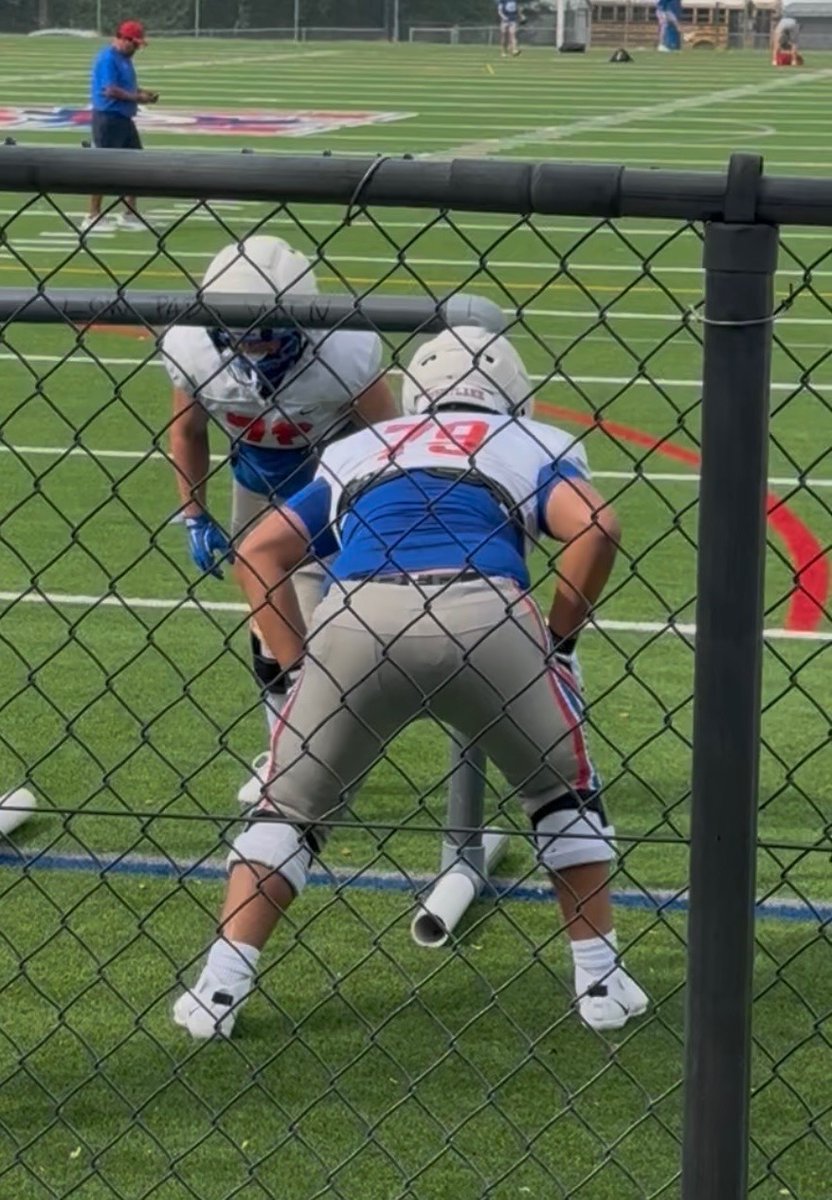 ZionguevaraOT's tweet photo. Locked in. Building for the next level. Hard work pays off. #Westlake #ChapsFootball #OL2028 #Grind
@whschapsfb @CoachRosch @CoachTSalazar @CoachJLuke @Westlake_Nation https://t.co/wDS2G4rfR3