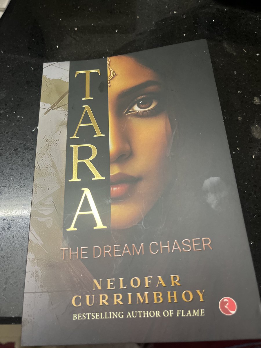 RBakshee's tweet photo. Met #Author and #BusinessWoman Nelofar Currimbhoy ,daughter of Beauty Expert #Shahnaz Hussain
Her new book TARA is out now !! https://t.co/IxshhYZJko