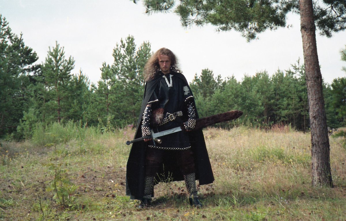 Graveland tweet media