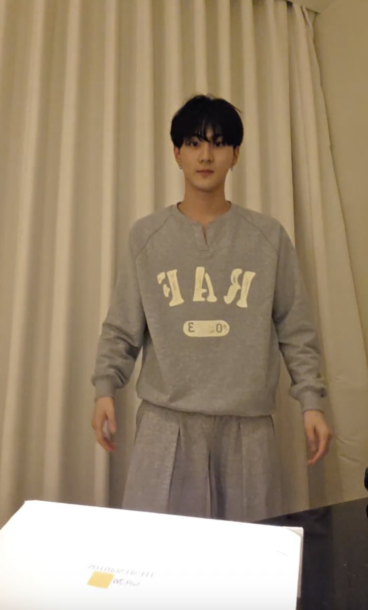 보조개・ᴗ・ tweet media