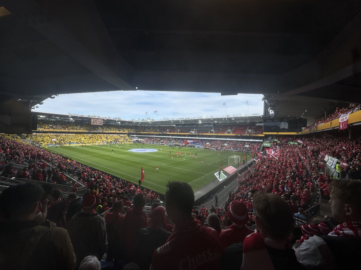UTDagnar's tweet photo. Dette er kanskje den største skjevfordelingen på en «50/50» kamp jeg noen gang har opplevd.. https://t.co/c0BpYONczA