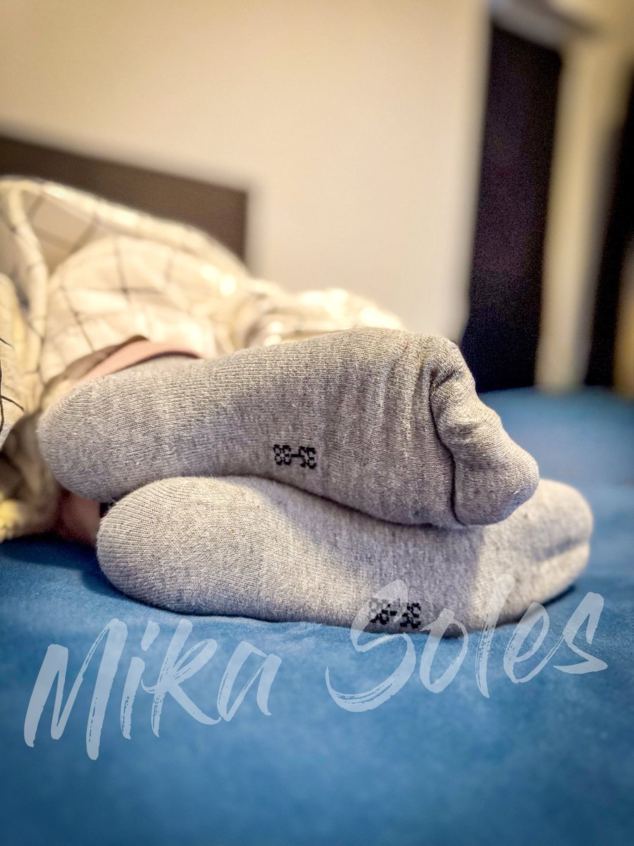 MikaSoles tweet media
