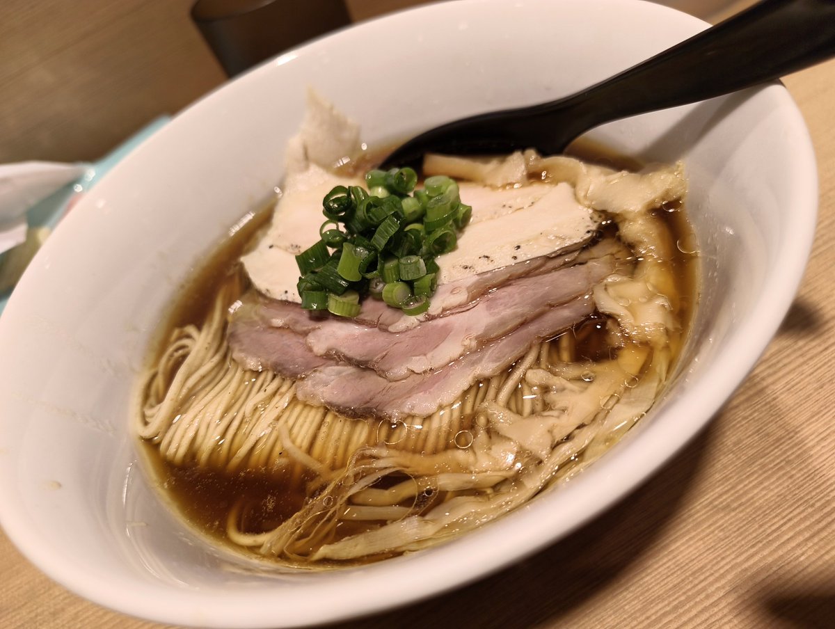 えじむん丼 tweet media