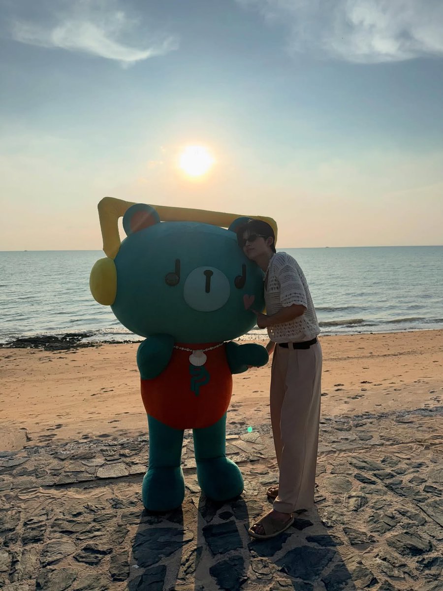 PondPhuwin Official Thailand (DoubleP) tweet media