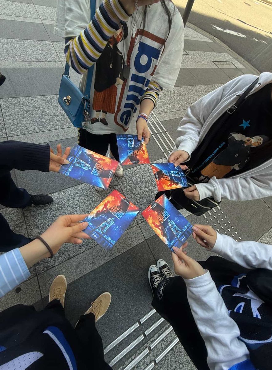 pmptf8's tweet photo. やっぱりビリーの映画は最高すぎる😭
毎日夢に出てきて欲しい✋✨️
泣きすぎて途中コンタクト外れかけた笑
そして初めて同じ推しで地元で沢山喋れた💞🤗
ラブヤー！！ https://t.co/mddmJzh5IF