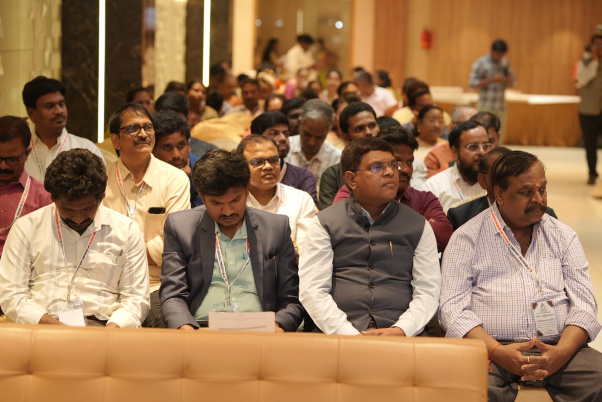BEST Innovation University tweet media