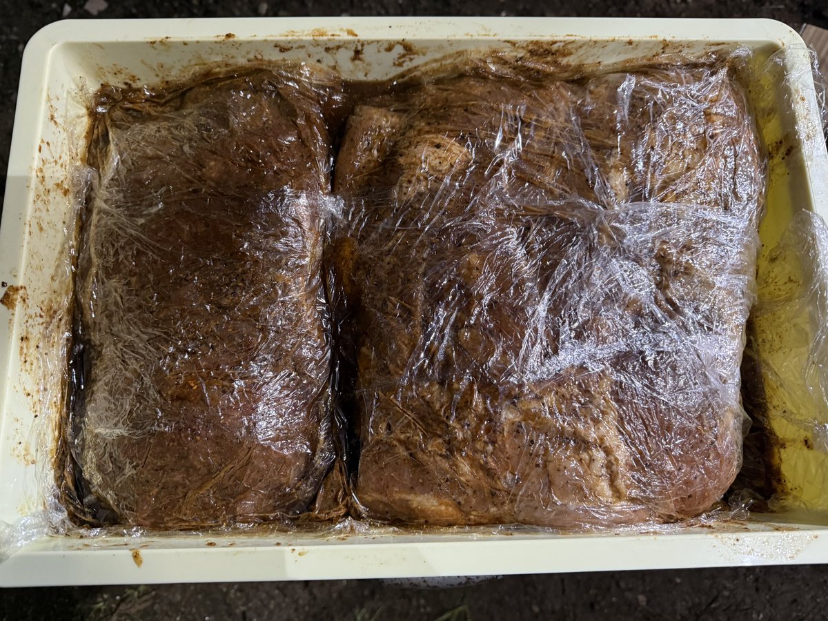 Bears Smoke House tweet media
