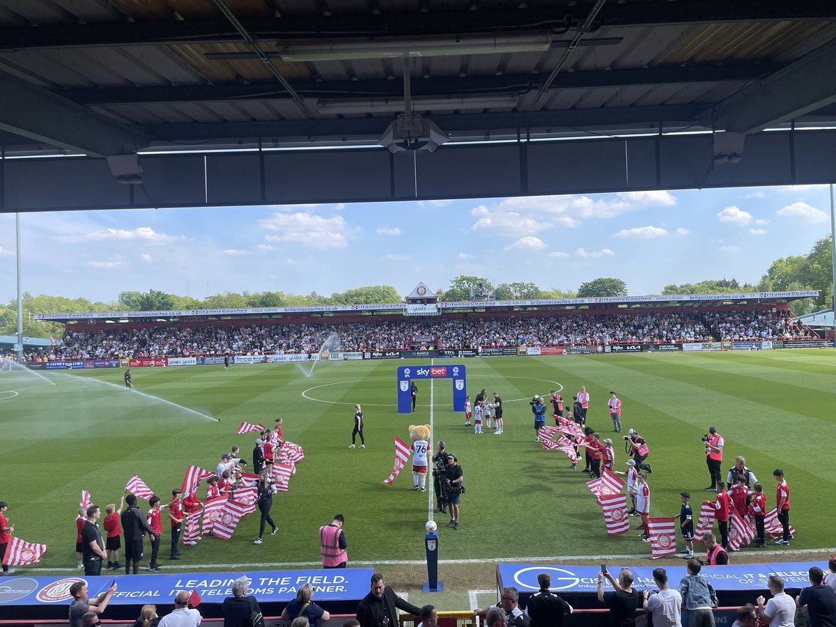 TheBroadhallWay tweet media
