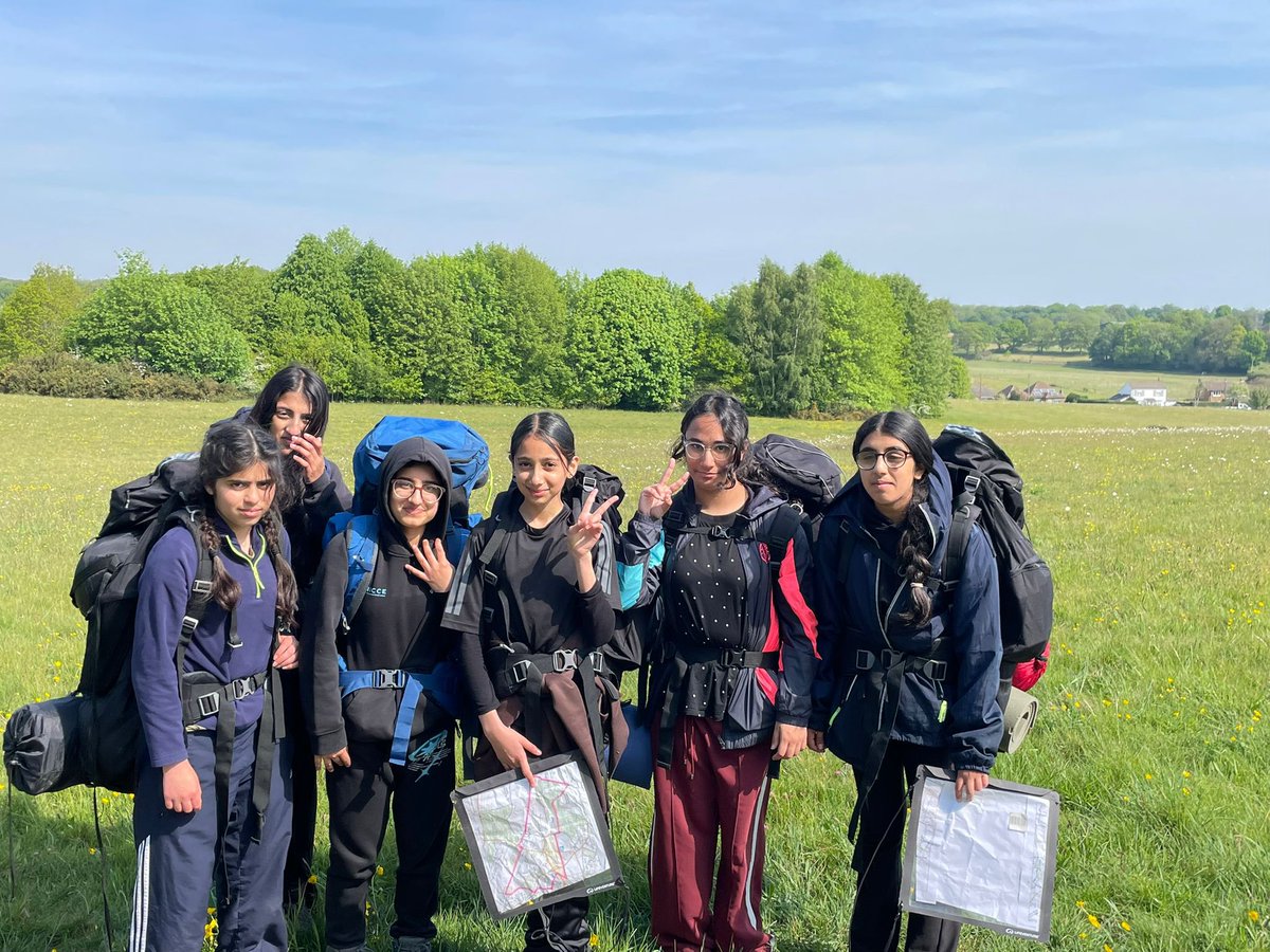 ChallneyDofE's tweet photo. Practice expedition complete ✅ 

Our @Challney_Girls navigation skills were absolutely incredible today!! 🗺️📍 

⭐️ We look forward to seeing the girls in action on their Assessed Expedition in 2 weeks time ⭐️ https://t.co/bnlmkdmkTA
