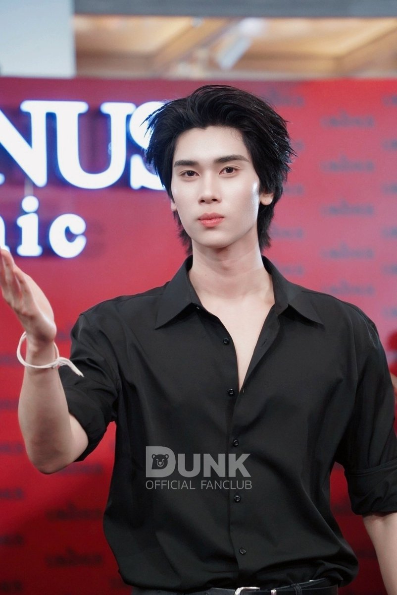 คําถามแฟนพันธุ์แท้ วันนี้ดัง ส่งจุ๊บไปกี่ครั้ง?

ปล. ตอบถูกเอาจุ๊บพี่ดังไปอีก 1 ที

DUNK X URANUS THAPRA

#UranusClinicxDunk