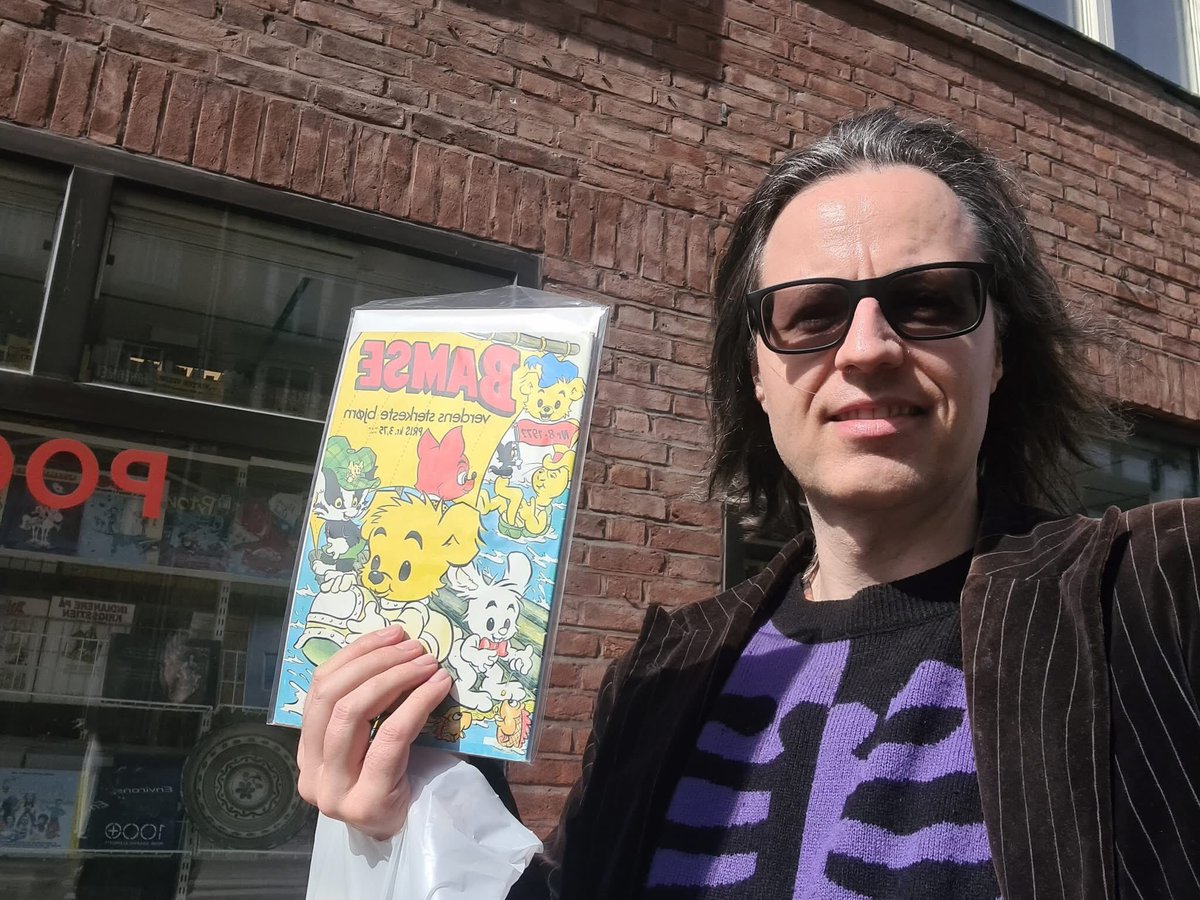 PerSgaard1's tweet photo. Collecting vintage comics, this is Bamse created and designed by Rune Andreasson. The picture is taken by me to illustrate different aspects of geek culture and collecting. #Comics #Cartoons https://t.co/AlcmaeQooL