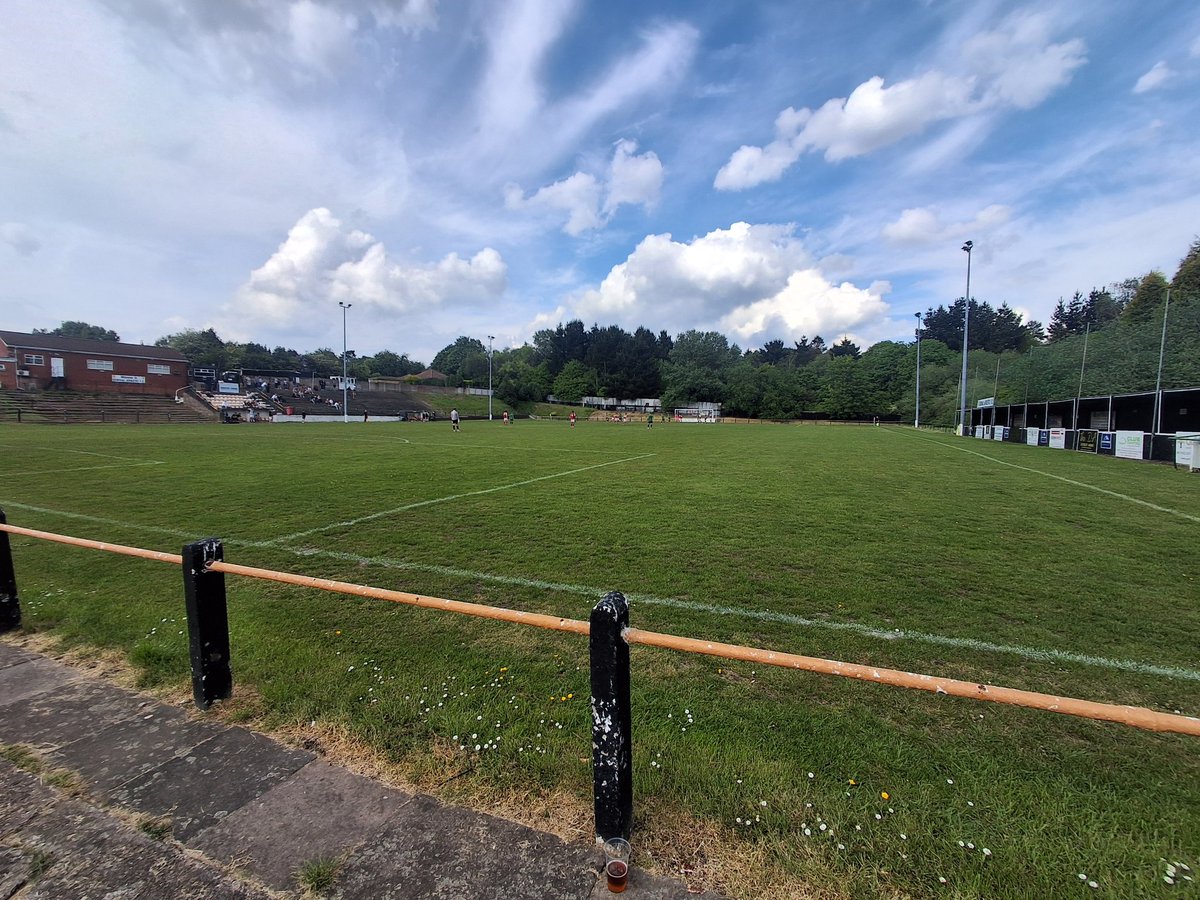 wheelerpedia's tweet photo. Season 2025/26, Match 122
@wmrfl Premier Division
@AfcSomers 2 - 2 @dudleysportsfc2
Garden Walk Stadium, Gornal, Dudley https://t.co/iipsKTUbSk