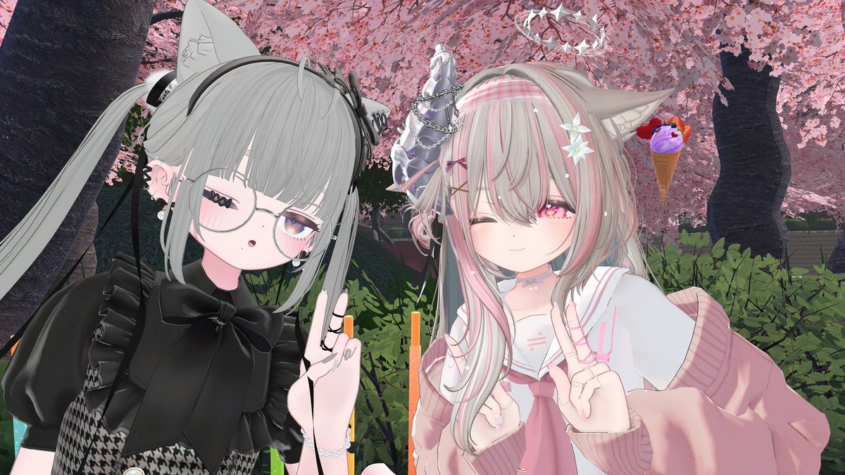めあ tweet media
