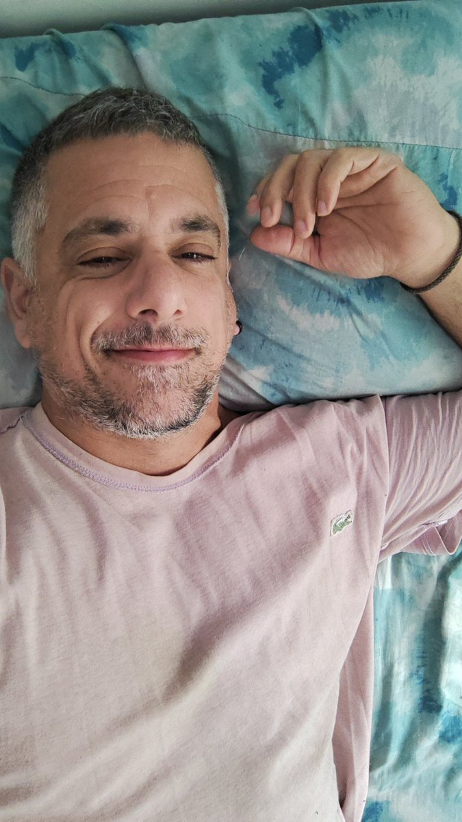 Esteban45 tweet media