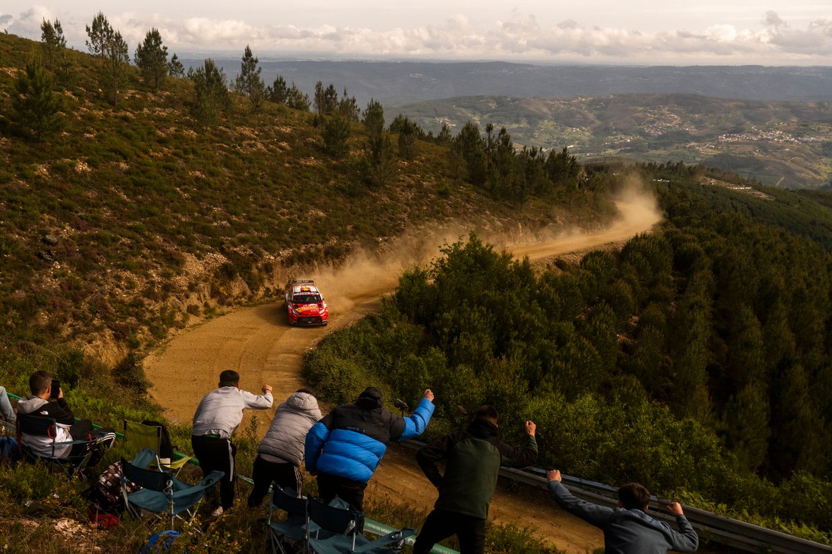TGR_Spain's tweet photo. 🇪🇸 Gracias por estar ahí, empujando con nosotros en cada curva, cada kilómetro. ¡Seguimos! 💪
-
🇬🇧 Thank you for being there, pushing with us through every corner, every kilometre. We keep going! 💪
📸 #RedBullContentPool
#ToyotaGAZOORacing #MSiRacingTeam #Repsol #WRC2 #TGRSpain