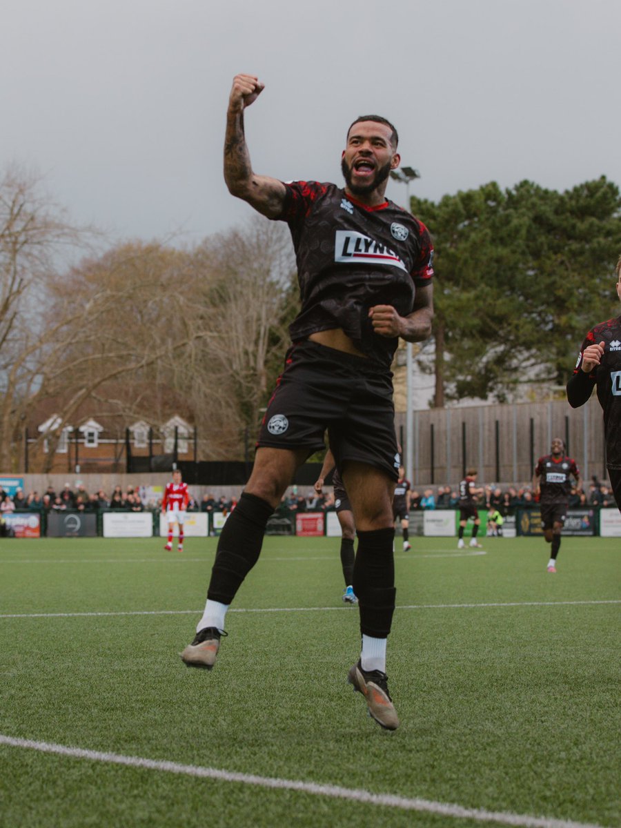 Hemel Hempstead Town FC tweet media