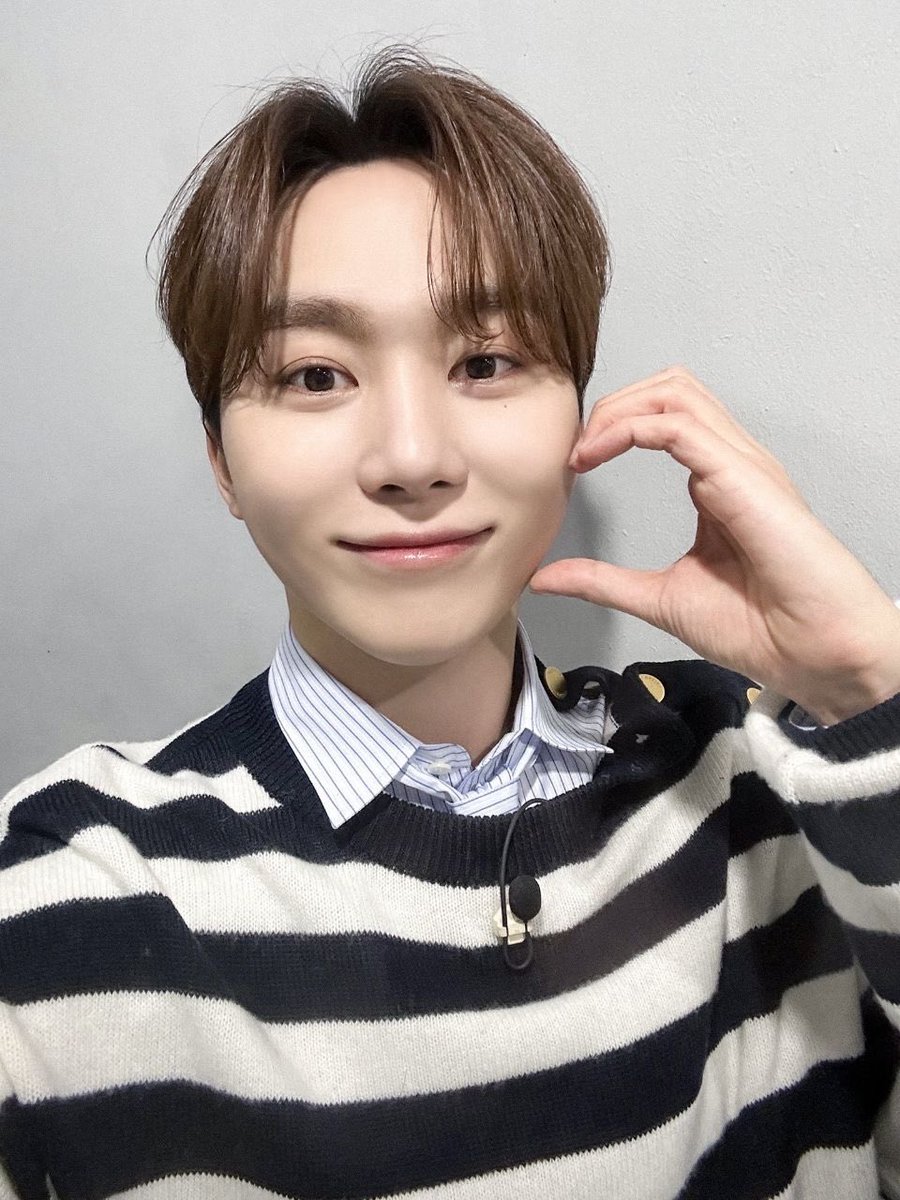 🖤🤍🖤
#seungkwan #booseungkwan #svt #seventeen #세븐틴 #부승관 #승관