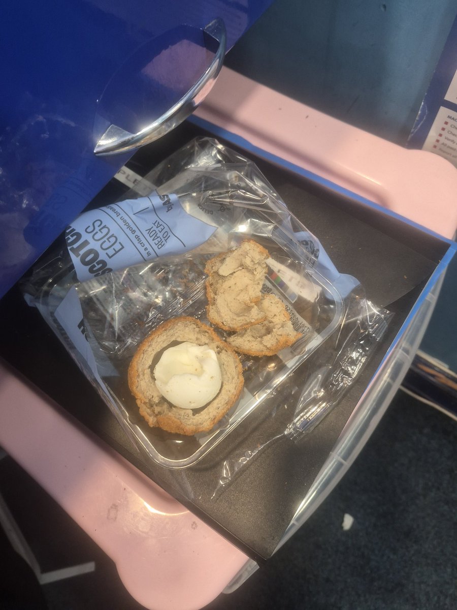 Reverendnwg's tweet photo. Dear @asda a scotch egg should contain an actual whole egg https://t.co/5UdIKOg3Jf
