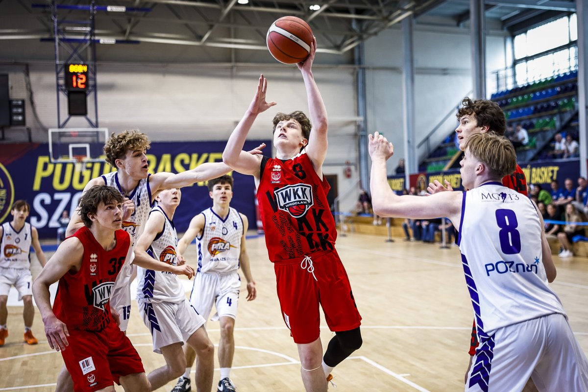 WKK_Wroclaw's tweet photo. Liczba: 46.
To suma punktów, zbiórek i asyst Szymona Łaty w półfinale #U17PL. EVAL 31 i jeden z najlepszych występów podczas tego turnieju! 👏
fot. Tomasz Sokołowski / PZKosz https://t.co/XGDyPJgxth