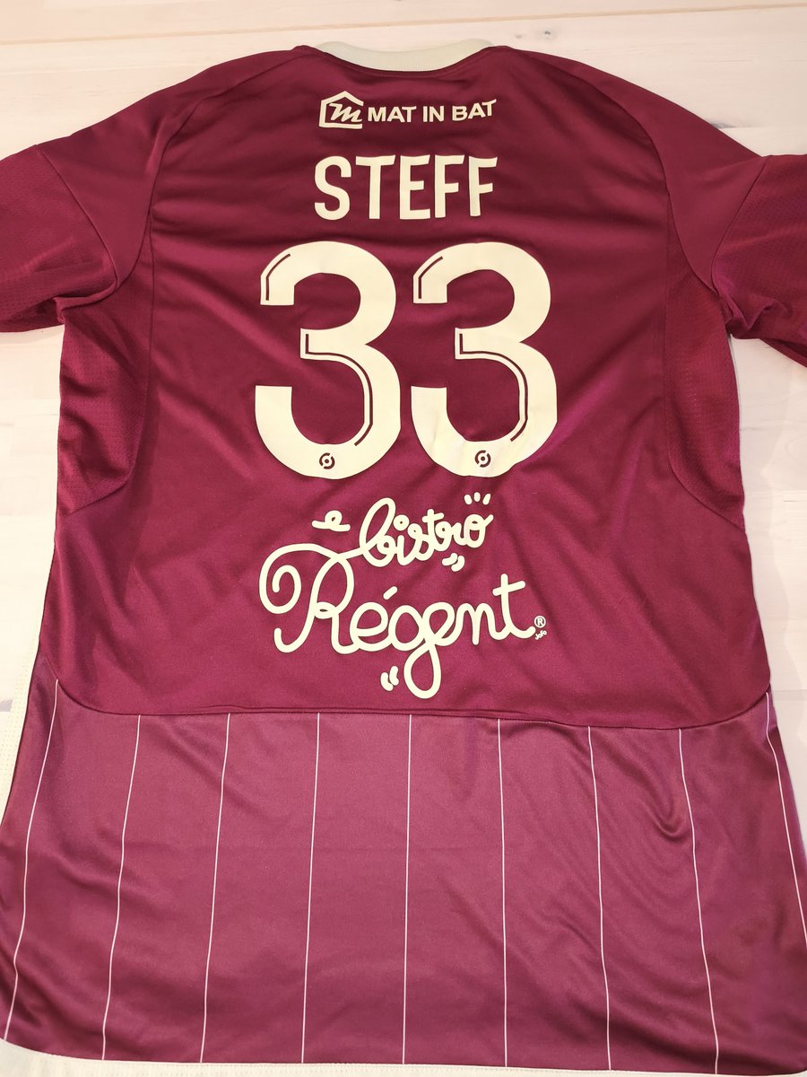 steffdelaz's tweet photo. @girondins @EricDagrant 
Partout et tout le temps https://t.co/D7ei0xxGkn