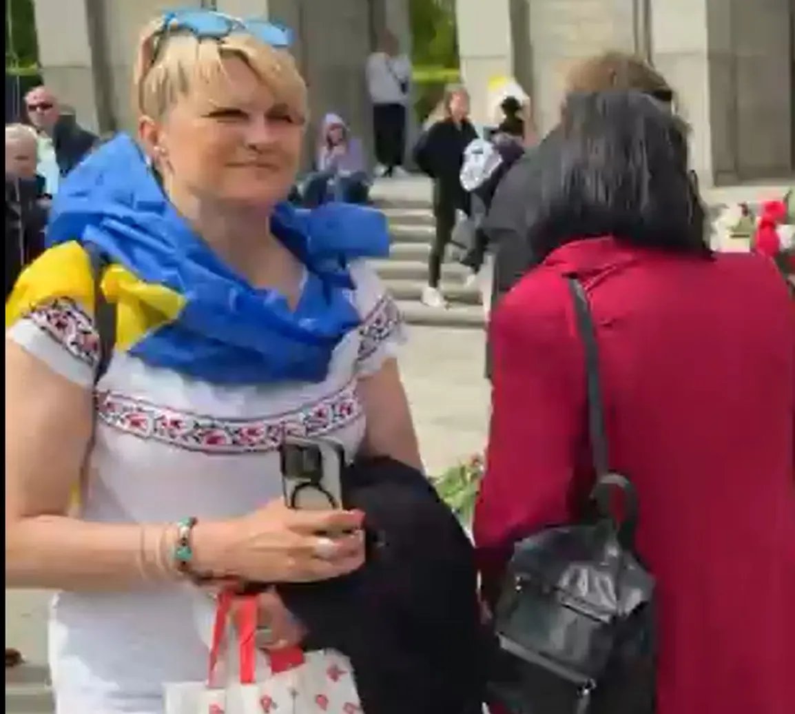 💙💛 Regina Laska tweet media