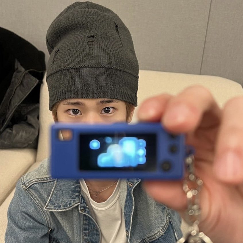 s♡ri tweet media