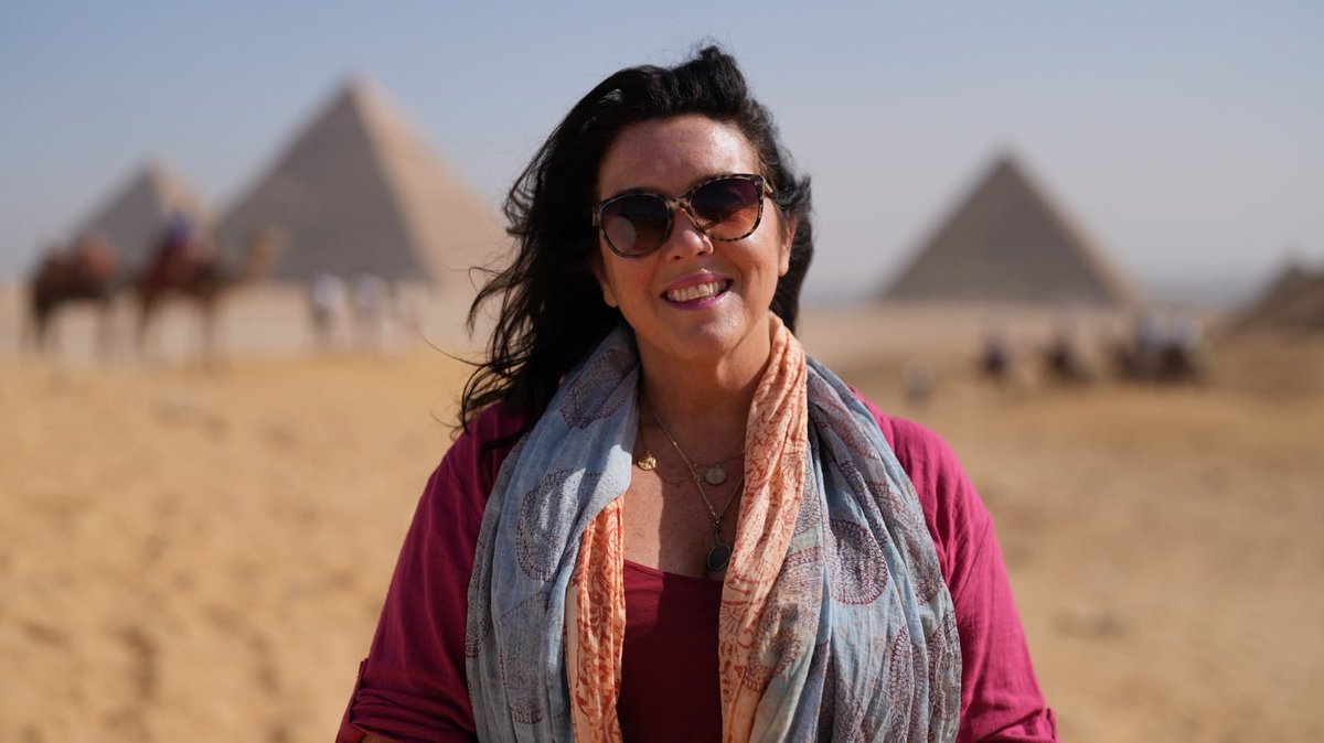 bettanyhughes's tweet photo. Thank you lovely viewers who alerted us to the fact that #SevenWonders in #Egypt #Greece #Turkey is returning tonight to #5Select starting at 9pm X https://t.co/MYYoPO9112