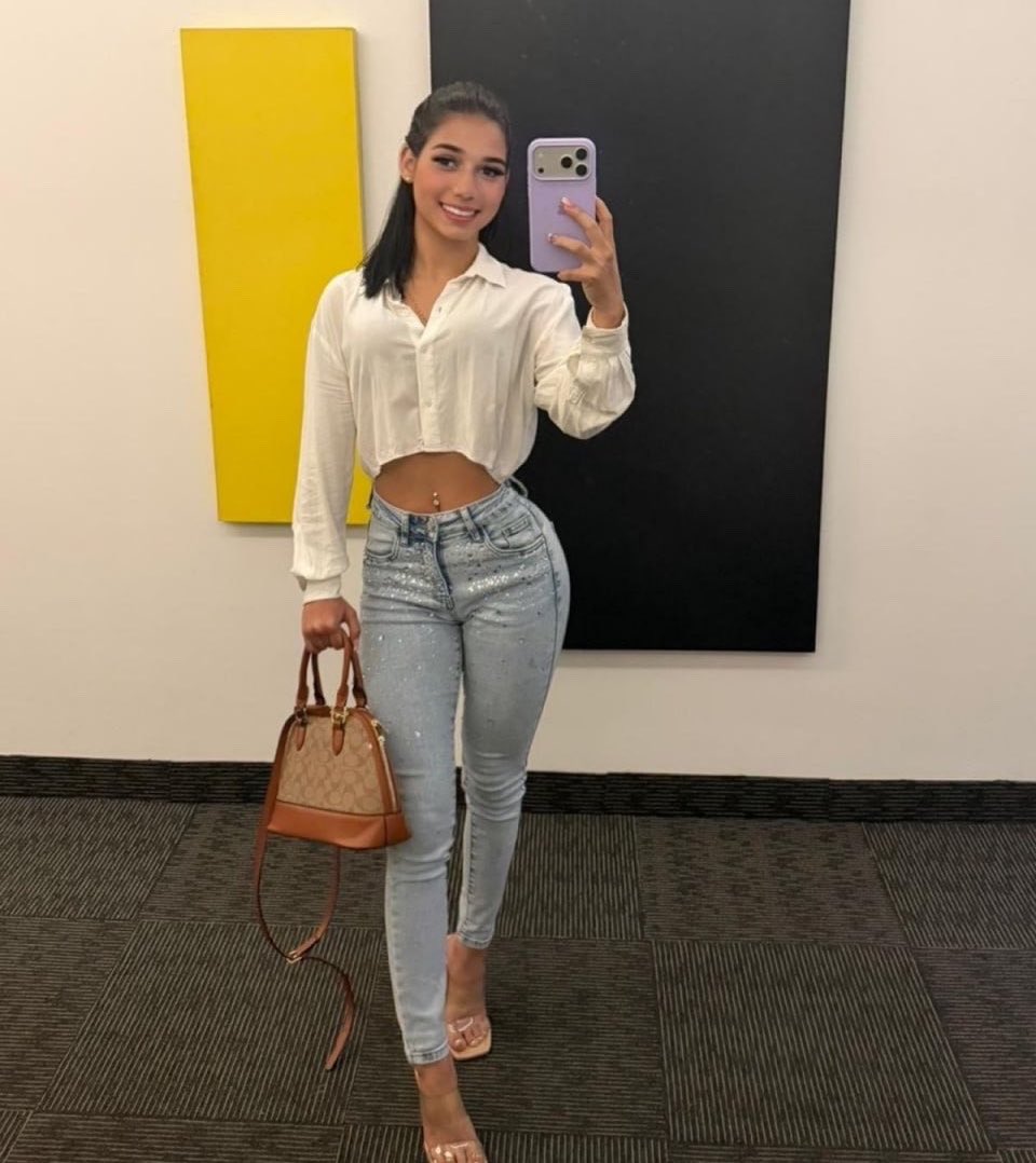 Korina Russo tweet media