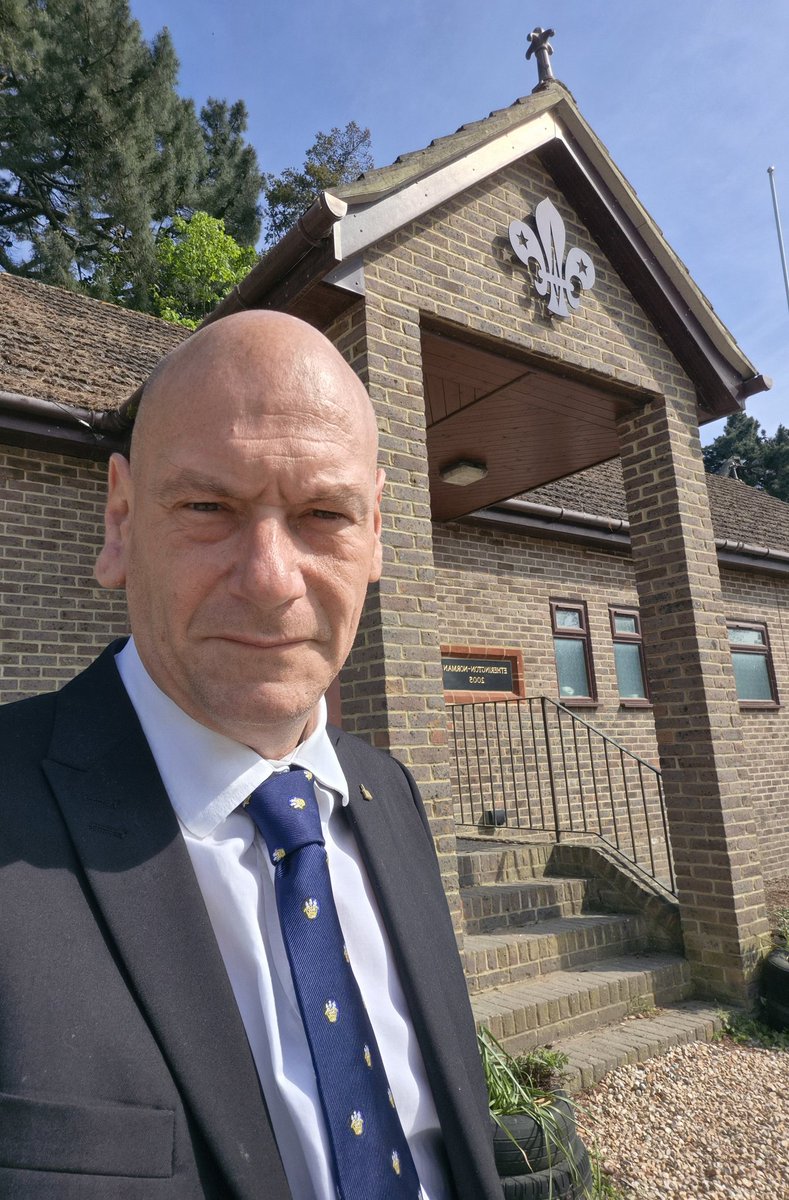 SBaxter77's tweet photo. A brilliant morning meeting  at #Cherchefelle #Lodge 6543 at the local #ScoutHut in #Smallfield #Surrey. As the WM said "it was like #Freemasonry 200 years ago!" Different, Professional when needed, but most of all fun! The breakfast cooked by the scouts was top notch to! https://t.co/xmHrvncF8w