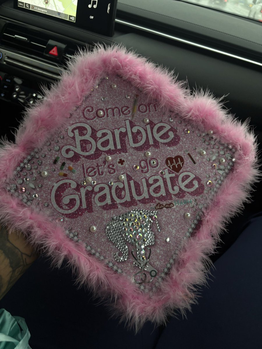 NaturalBarbi3's tweet photo. Thank God save the date May 28th 2026 Graduate 🙂‍↕️ https://t.co/zvXTHwhuAd