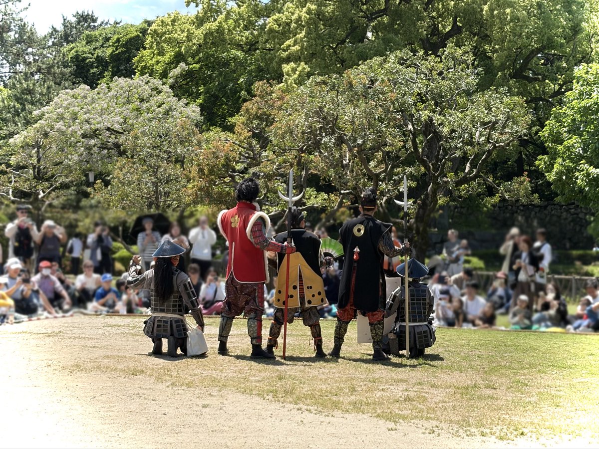 Nazuna_7N's tweet photo. 忍者隊のお次は #名古屋おもてなし武将隊
息ぴったりのフォーメーション……あー、ええと。
『陣形』にござるね。本当にかっこよかった。
そしてなぜ、この時代に甦り生きるのかという意味を。
まっすぐに伝えてくださったのが
観ている側として嬉しかったような。
こちらも、ありがとうござい申した。 https://t.co/KnYpyugQiM
