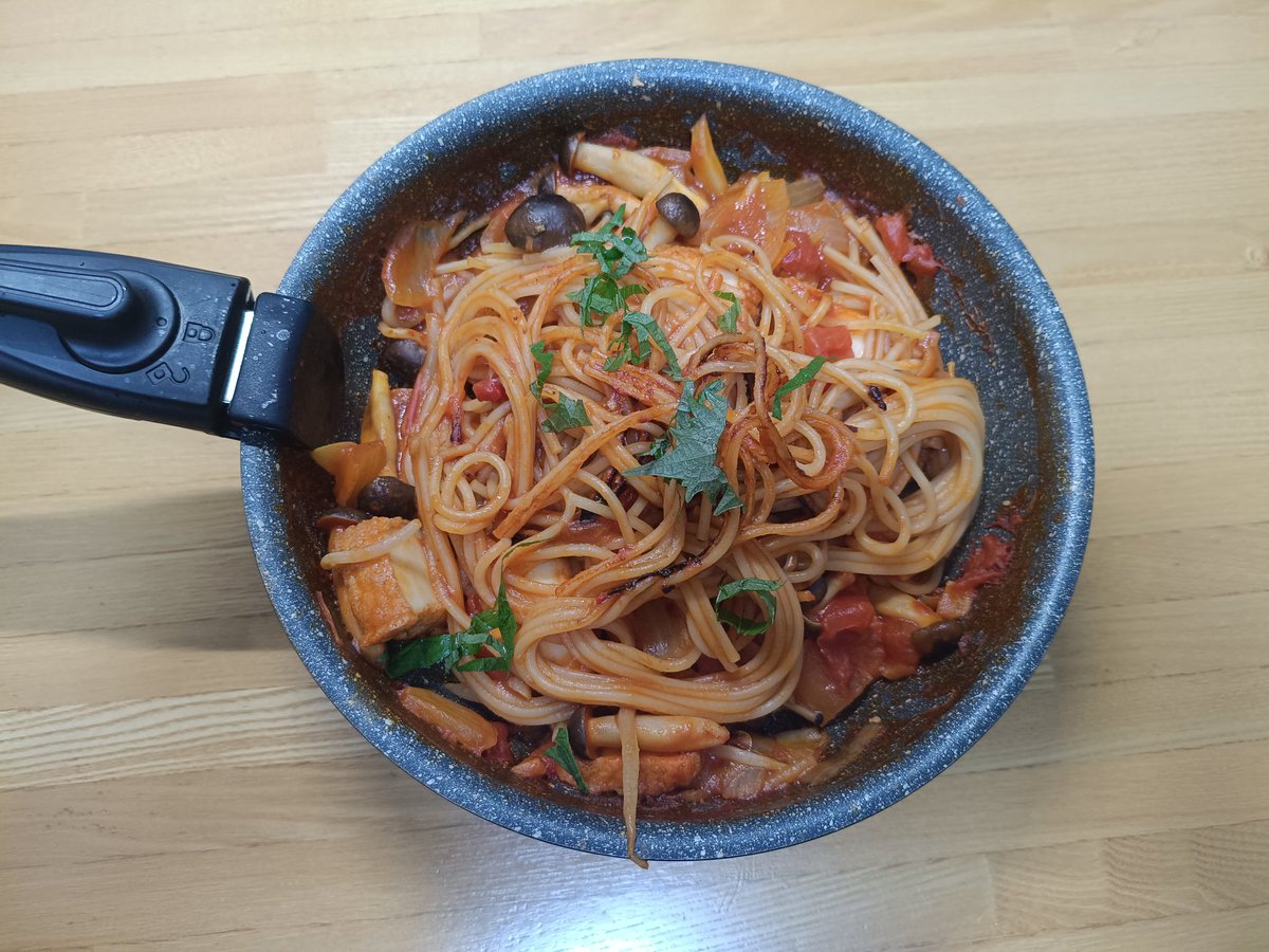 oddoddotaxy's tweet photo. ここ最近の自炊メニュー
男の料理は、子どもの火遊びの延長だと思ってる。 https://t.co/AjCVhECC8N