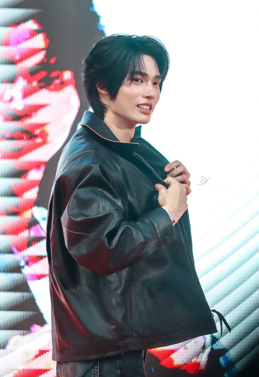มป☀️🐰🌈🤍💚ilysm lil bro tweet media