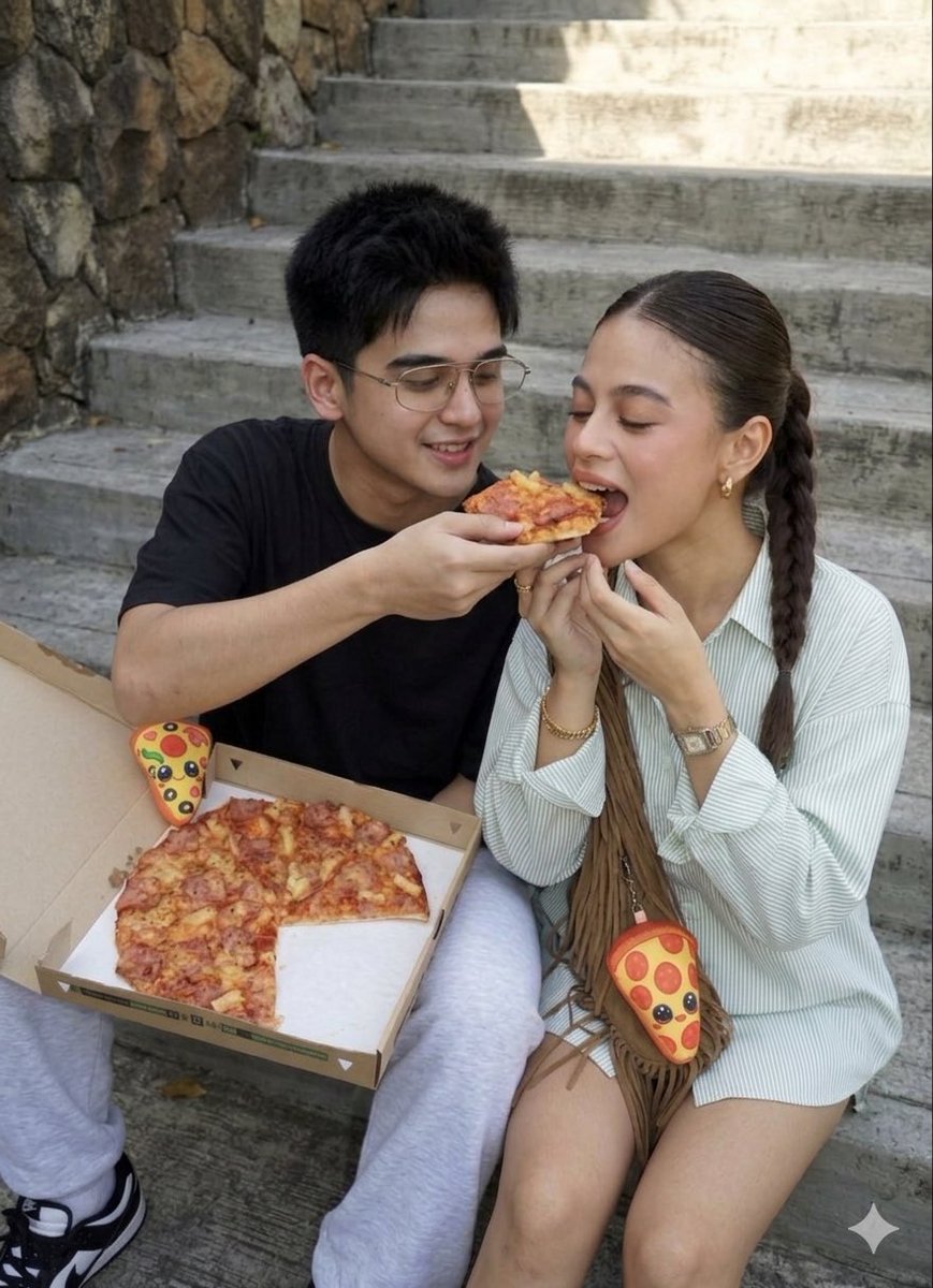 xoxolizzkyi's tweet photo. Ang cute nman ng willca koh 🥹

Ai generated* 

#willca #greenwich https://t.co/E5BidtPlLY