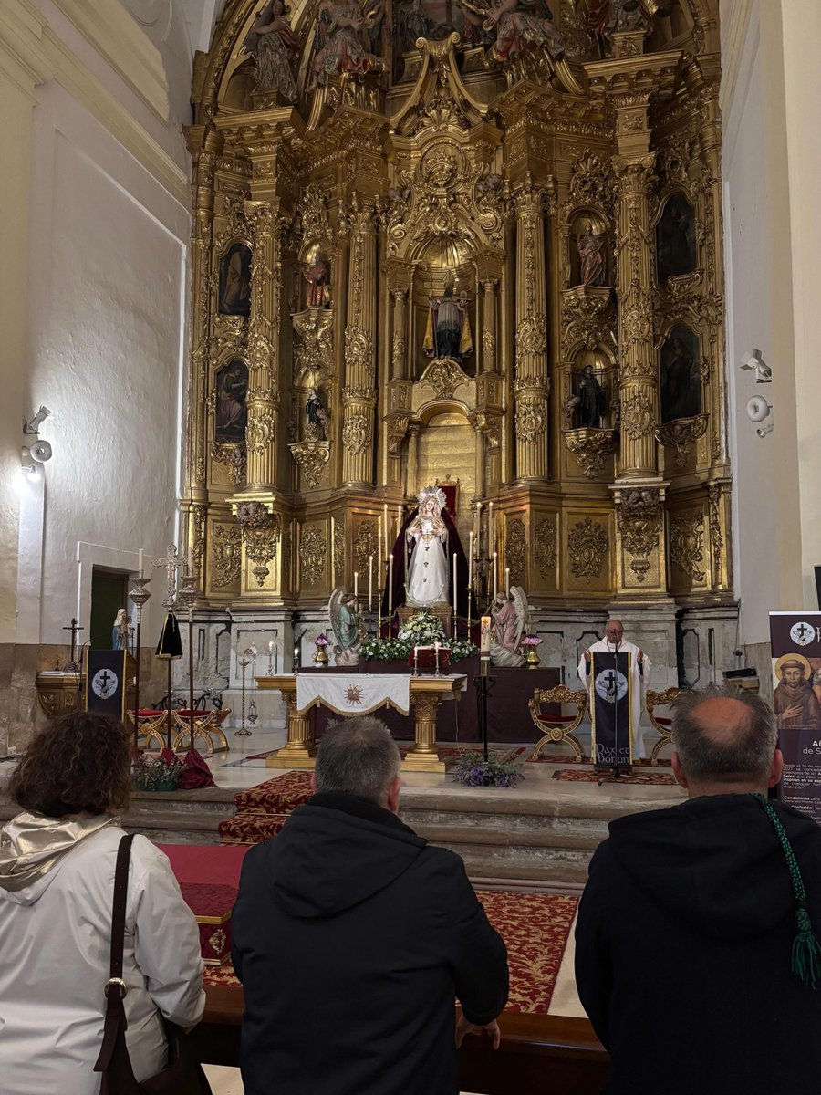 virgenpiedad's tweet photo. 🟫 Relaciones | Agradecemos la asistencia al segundo día del Solemne Triduo a Ntra. Sra. de los Ángeles de @VCruzPalencia, @CPSS_Palencia, Jesús Nazareno, @HSCM_Palencia y @HSentencia. https://t.co/k1fptAZoR2