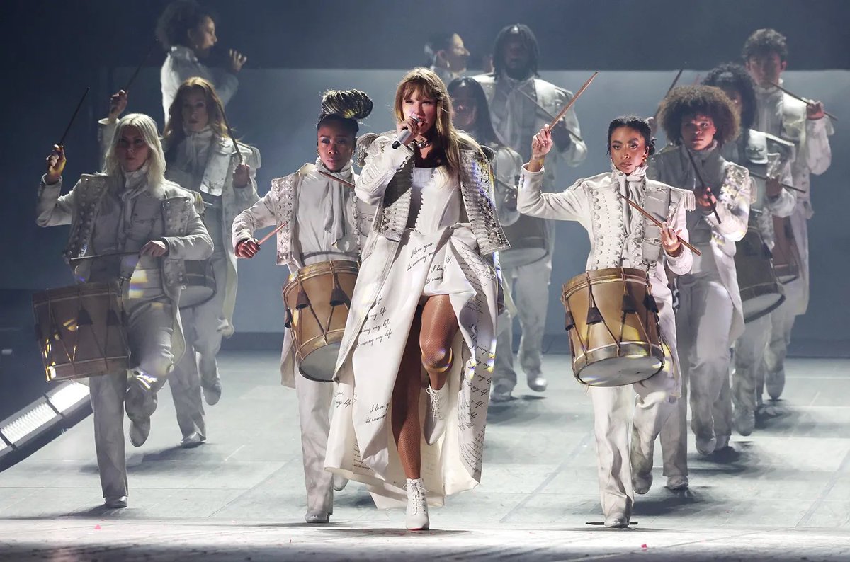 IT WAS CHAOS, IT WAS REVELRY!

2 years ago today, Taylor Swift SHOCKED fans by adding “The Tortured Poets Department” set in her Eras Tour show, including full changes in order of eras, outfits and graphics 🤍🪶