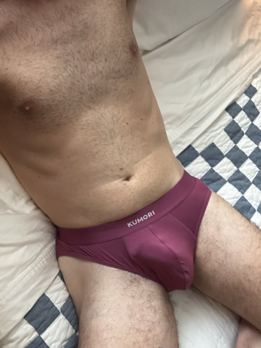 SauvingonAlt's tweet photo. Do we approve of the new undies?? https://t.co/XZZLSaXdrm