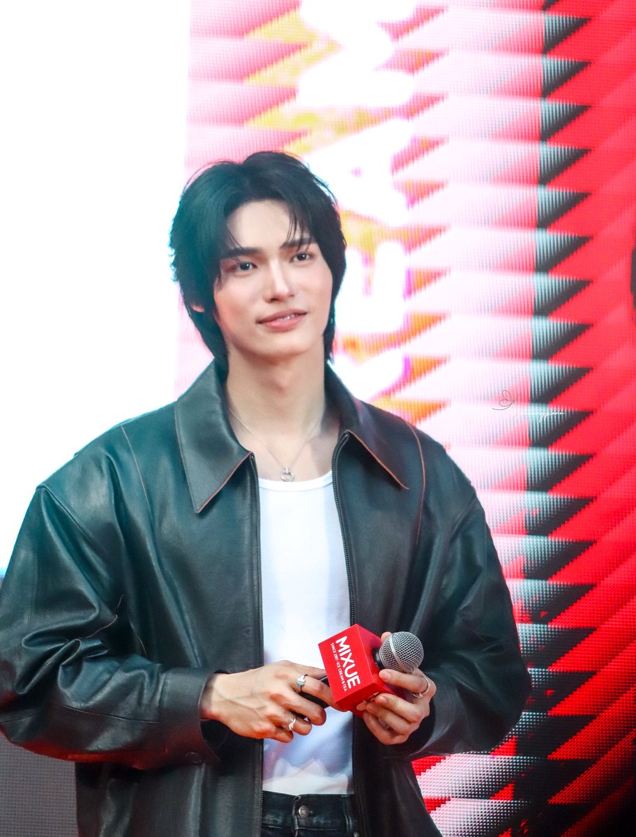 มป☀️🐰🌈🤍💚ilysm lil bro tweet media